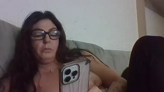 Rileyxxx69 online show from December 19, 2025, 7:55 am