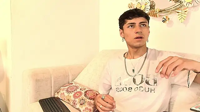 Noah clark nom online show from September 23, 2025, 1:40 pm