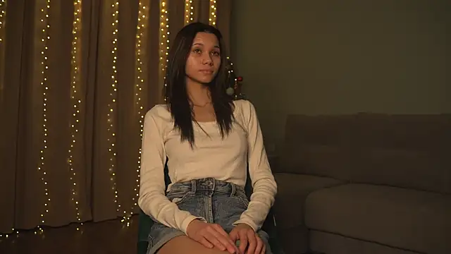 lovekissmes online show from December 22, 2025, 1:55 pm