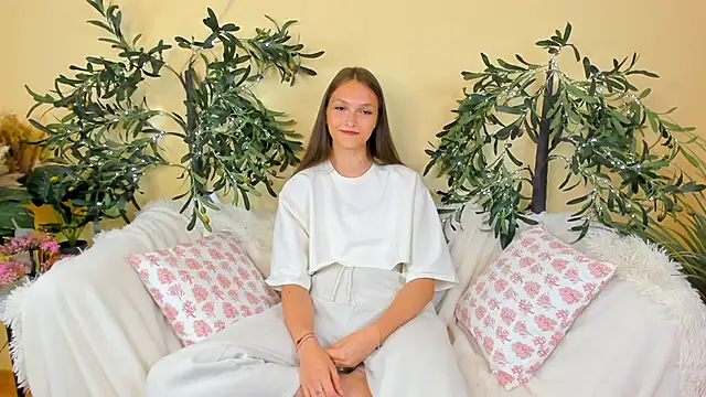 KailaTerres online show from September 19, 2025, 8:29 am