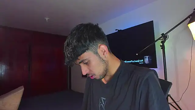 jei coxs online show from September 26, 2025, 4:03 pm