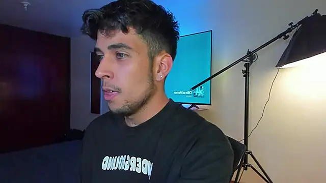 jei coxs online show from September 23, 2025, 6:48 pm