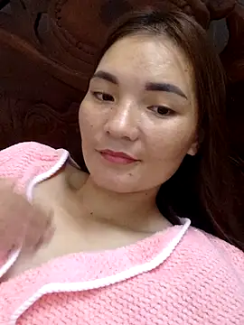 Snapshot of phuongxinhxan chatting on October 17, 2025, 3:36 pm phuongxinhxan online show from October 17, 2025, 3:36 pm