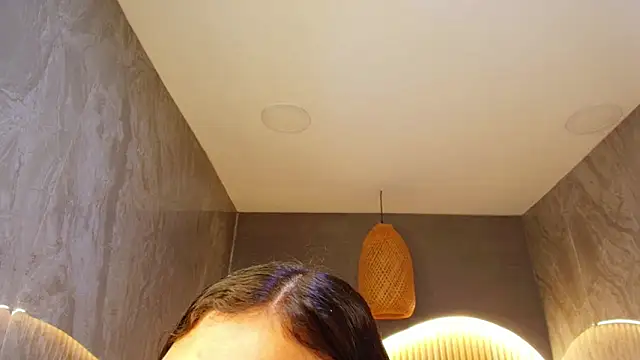 dany r  online show from November 5, 2025, 1:25 pm