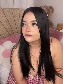 Snapshot of Mericute_ chatting on October 19, 2025, 4:37 am Mericute online show from October 19, 2025, 4:37 am