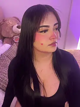 Mericute  online show from April 5, 2026, 2:07 am