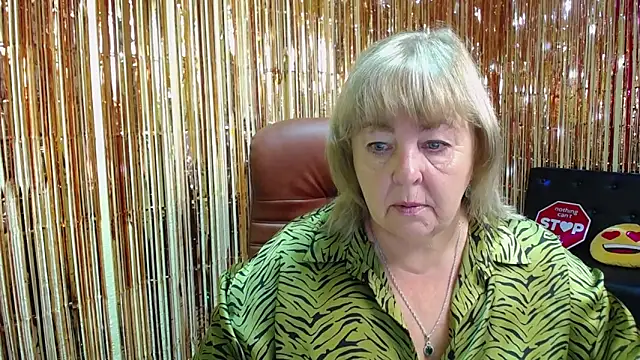 Snapshot of MilenaWedxy chatting on October 4, 2025, 5:20 am MilenaWedxy online show from October 4, 2025, 5:20 am