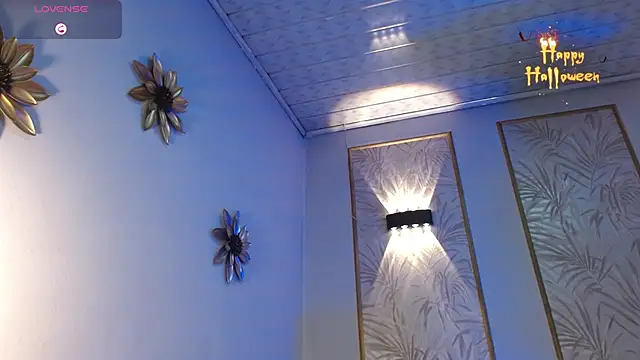 LunaaGrey  online show from October 16, 2025, 3:26 am