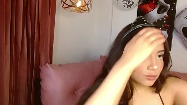 Snapshot of ladymooncs chatting on October 17, 2025, 4:05 am ladymooncs online show from October 17, 2025, 4:05 am