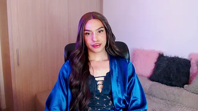 Snapshot of SamaraSilex chatting on October 20, 2025, 2:46 am SamaraSilex online show from October 20, 2025, 2:46 am