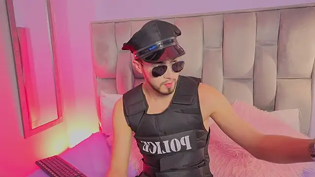 Snapshot of Prince-Dalton chatting on October 22, 2025, 7:35 pm Prince-Dalton online show from October 22, 2025, 7:35 pm