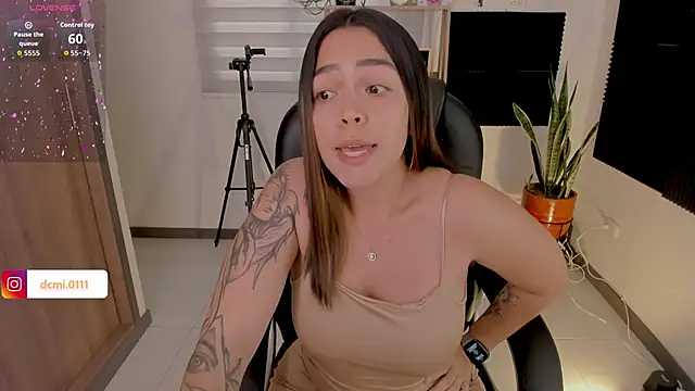 TaniaVelvet online show from September 25, 2025, 4:46 pm