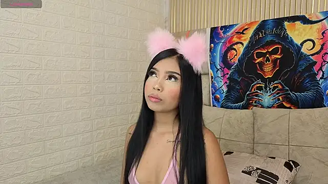 GIGIROSE  online show from October 25, 2025, 8:42 pm