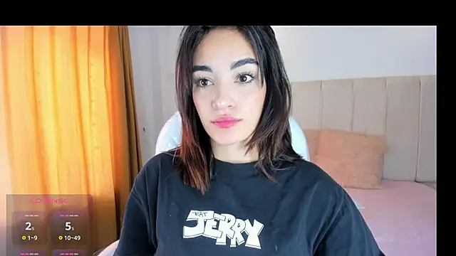 Snapshot of Maddy_Rouse1 chatting on October 16, 2025, 8:39 pm Maddy Rouse1 online show from October 16, 2025, 8:39 pm