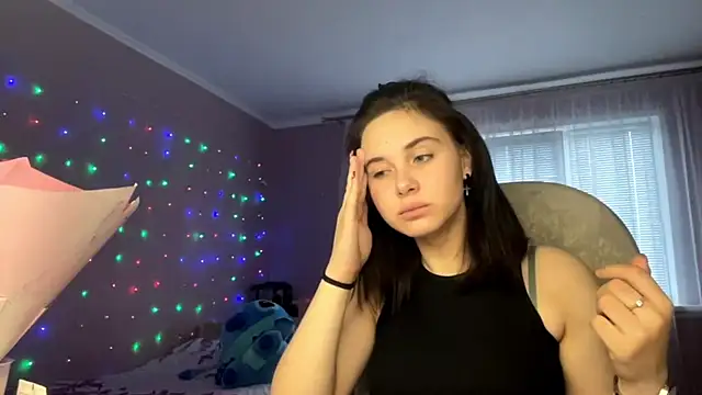 MollyPartey online show from October 18, 2025, 5:20 am