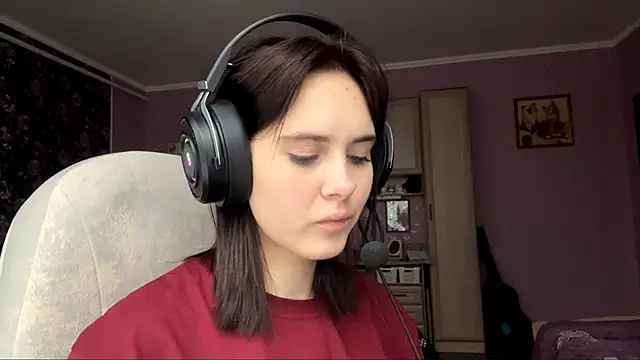 MollyPartey online show from September 24, 2025, 5:58 am