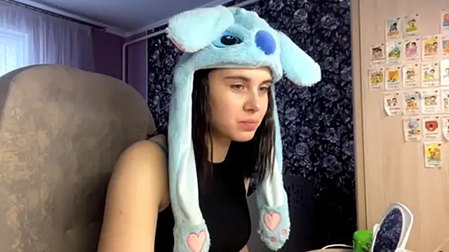 MollyPartey online show from October 8, 2025, 10:28 am