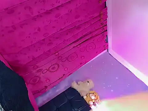 DaliaBacil25 online show from October 16, 2025, 1:30 pm