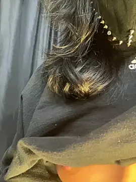 Lissa kis online show from March 21, 2026, 9:19 pm