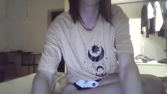 Snapshot of Luna_Samosienko chatting on September 25, 2025, 6:25 pm Luna Samosienko online show from September 25, 2025, 6:25 pm