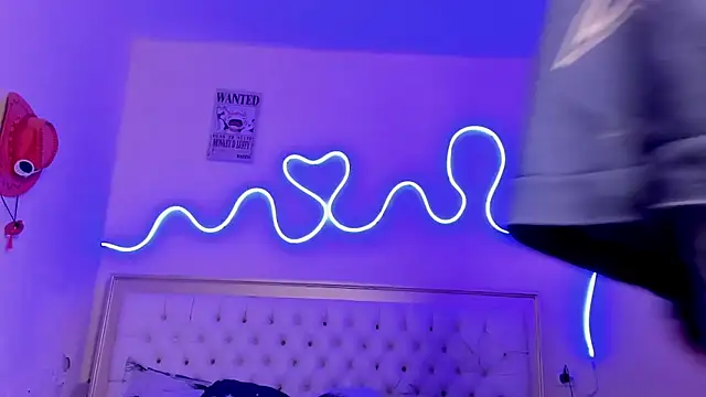 Snapshot of Glader31 chatting on October 27, 2025, 9:27 pm Glader31 online show from October 27, 2025, 9:27 pm