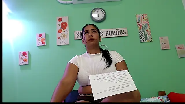 evannesanicol08 online show from September 27, 2025, 2:12 pm