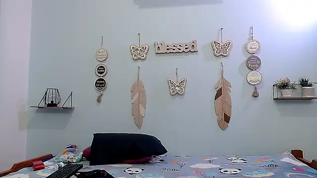 evannesanicol08 online show from October 3, 2025, 2:29 pm