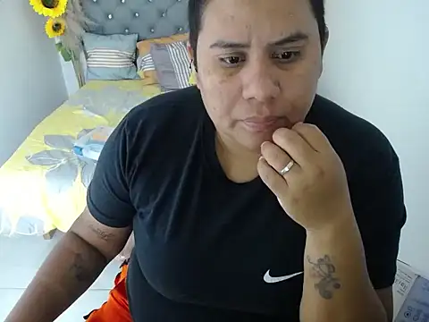 hotlesby valery online show from March 10, 2026, 12:09 pm