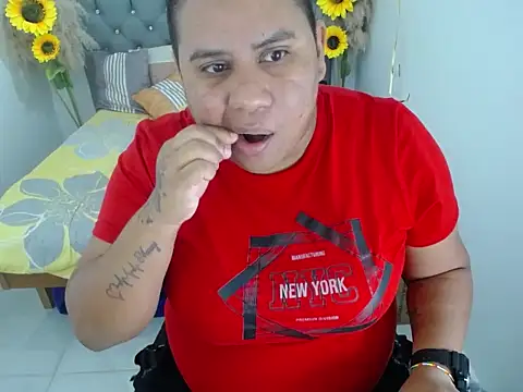 Snapshot of hotlesby_valery chatting on November 6, 2025, 11:58 am hotlesby valery online show from November 6, 2025, 11:58 am