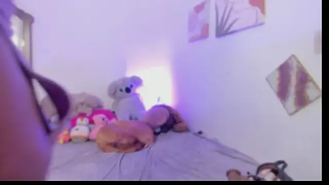 camilafoox7 online show from October 16, 2025, 4:37 pm