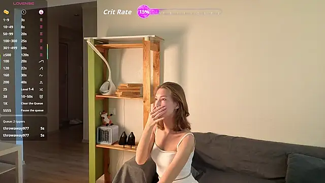 Snapshot of blooming_rosee chatting on September 24, 2025, 4:52 am blooming rosee online show from September 24, 2025, 4:52 am