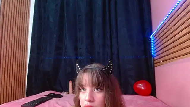 Snapshot of Melii_idalgo chatting on October 8, 2025, 10:54 pm Melii idalgo online show from October 8, 2025, 10:54 pm