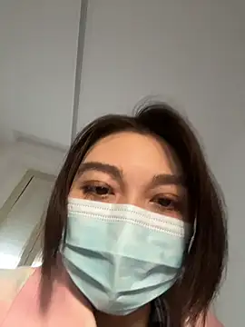 fioralba online show from November 6, 2025, 2:32 pm