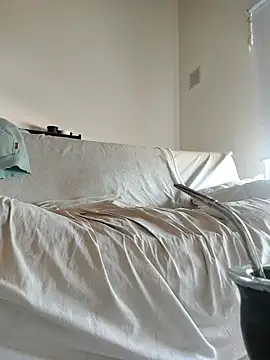 coherro3 online show from October 25, 2025, 3:12 pm