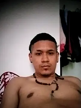 Snapshot of Mohamedxxx13 chatting on October 12, 2025, 7:15 pm Mohamedxxx13 online show from October 12, 2025, 7:15 pm