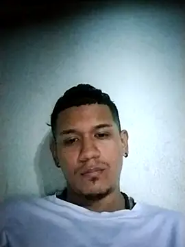 Snapshot of Mohamedxxx13 chatting on September 21, 2025, 6:24 pm Mohamedxxx13 online show from September 21, 2025, 6:24 pm