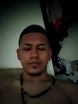 Snapshot of Mohamedxxx13 chatting on September 29, 2025, 3:17 pm Mohamedxxx13 online show from September 29, 2025, 3:17 pm