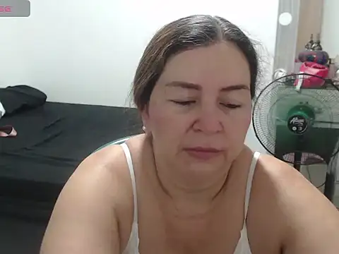 nataboobs online show from July 27, 2026, 9:44 pm