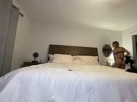 goddesskyliex online show from October 16, 2025, 3:37 am