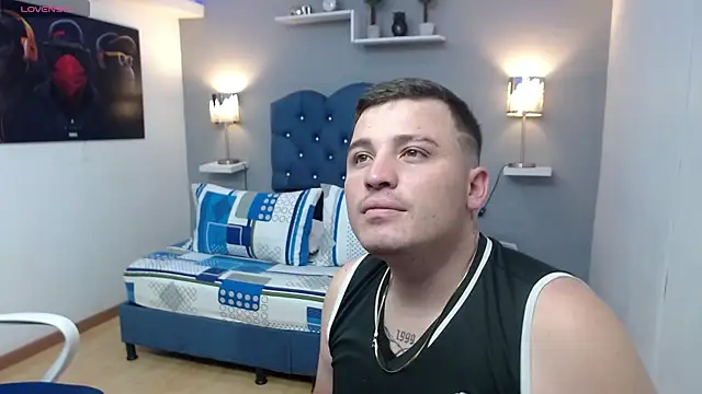 scarlett and justin online show from October 25, 2025, 3:17 am