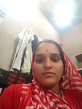 Snapshot of Pooja_m chatting on September 20, 2025, 12:10 pm Pooja m online show from September 20, 2025, 12:10 pm
