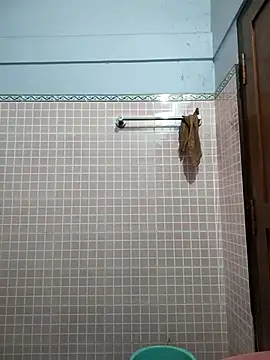 addiction z online show from October 31, 2025, 5:48 am