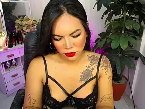 AngelitaDeputouch online show from November 19, 2025, 8:03 am