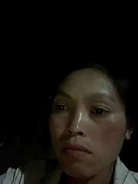 Snapshot of Halyy_xx chatting on November 6, 2025, 1:48 pm Halyy xx online show from November 6, 2025, 1:48 pm