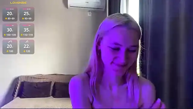 Snapshot of TwinedPeril chatting on November 14, 2025, 7:23 am TwinedPeril online show from November 14, 2025, 7:23 am