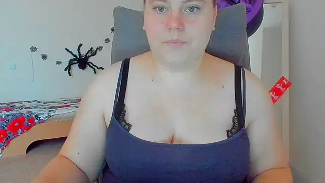 Snapshot of Liza-Mendez chatting on October 28, 2025, 6:12 am Liza-Mendez online show from October 28, 2025, 6:12 am