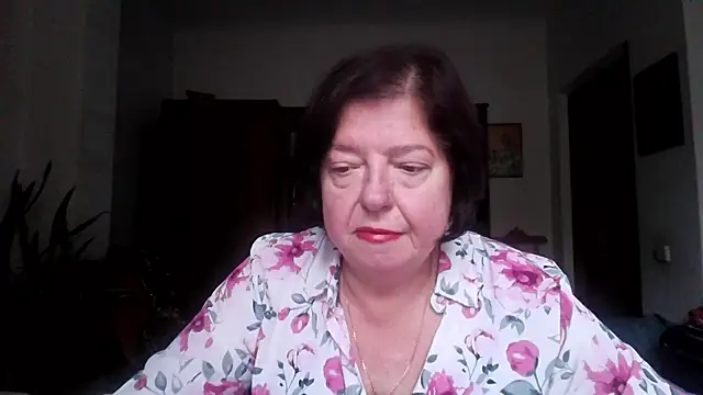 Snapshot of Violet_Pulse chatting on September 30, 2025, 12:00 pm Violet Pulse online show from September 30, 2025, 12:00 pm