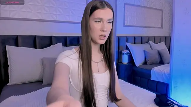 babyy gloria online show from November 12, 2025, 2:32 pm