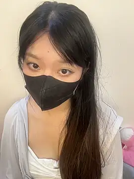 Snapshot of AZ37866 chatting on October 13, 2025, 2:02 am AZ37866 online show from October 13, 2025, 2:02 am