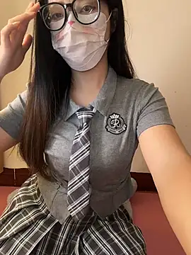 Snapshot of AZ37866 chatting on October 10, 2025, 2:56 am AZ37866 online show from October 10, 2025, 2:56 am